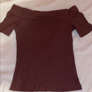 Off the shoulder Wilfred shirt